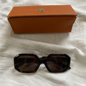 Tory Burch Kira Rectangular Sunglasses